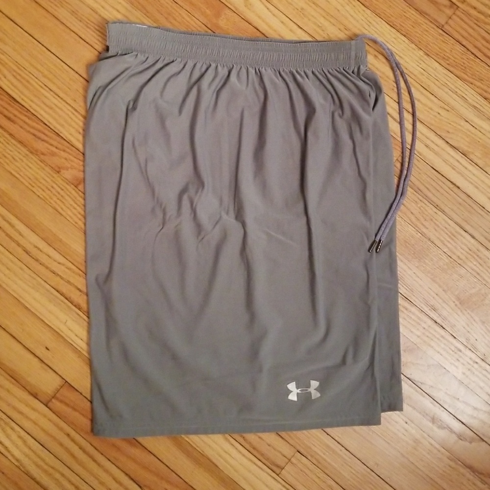 Under Armour workout Shorts, sz Med.